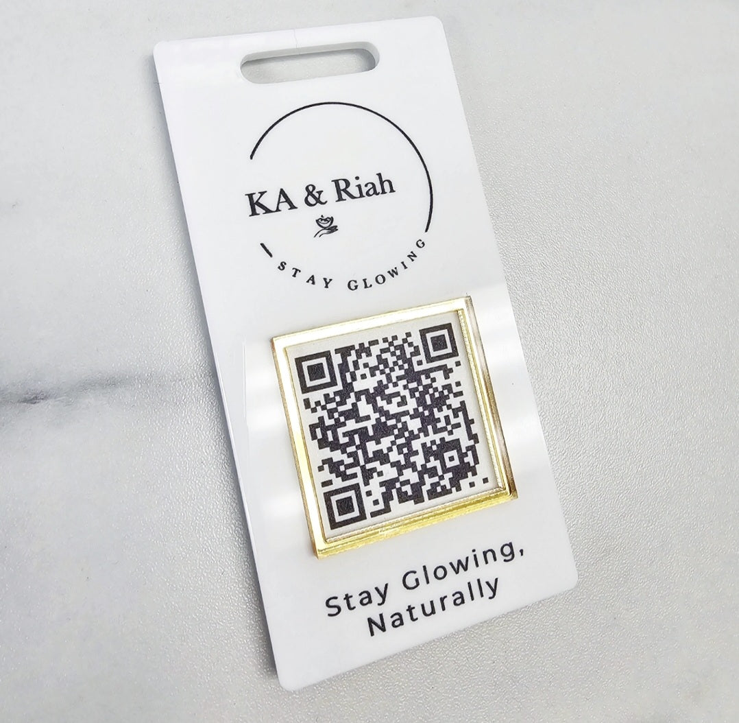 Custom Acrylic Tradeshow QR Code Badges | 2.28 x 4.52"
