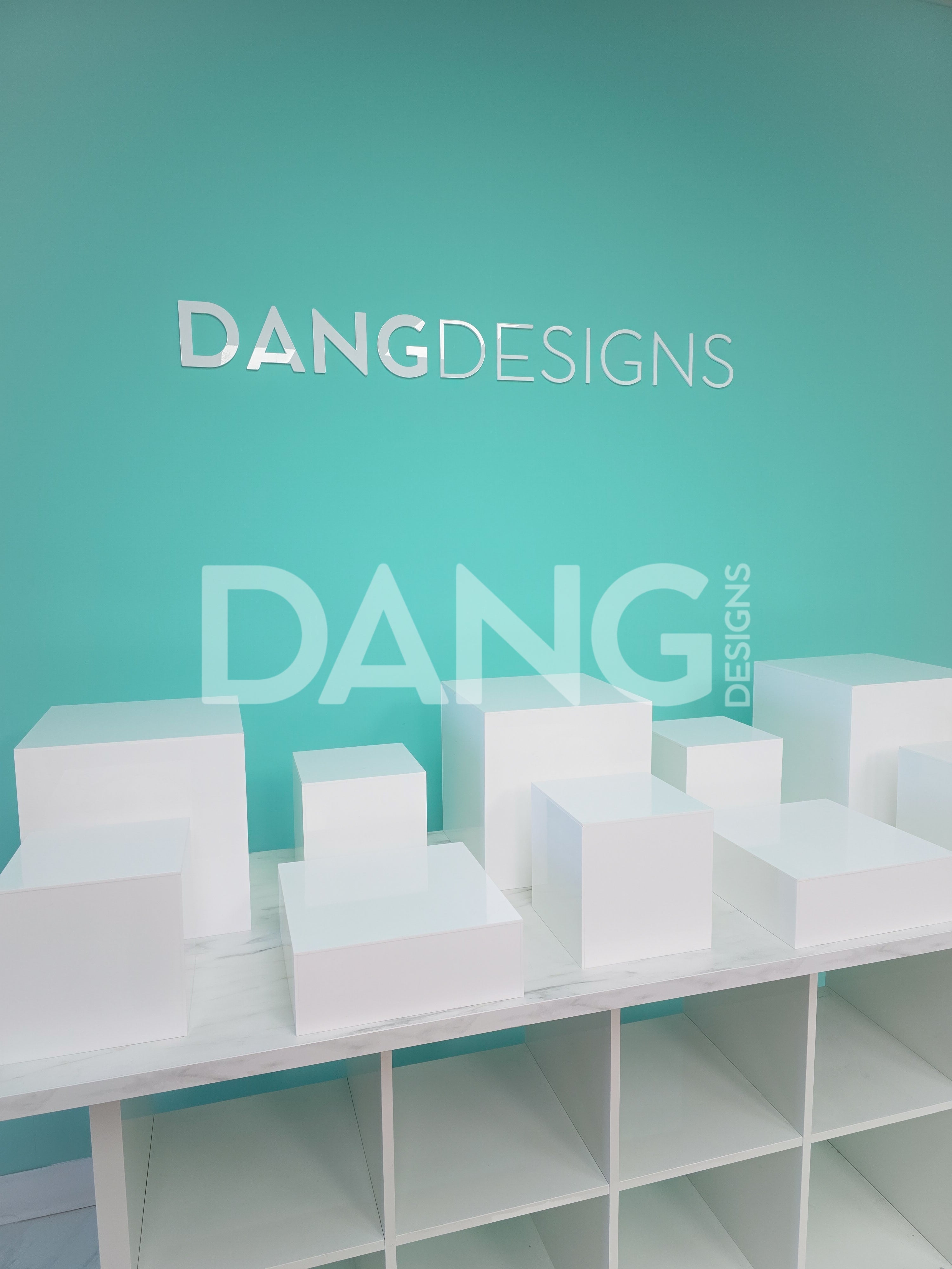 Acrylic Risers