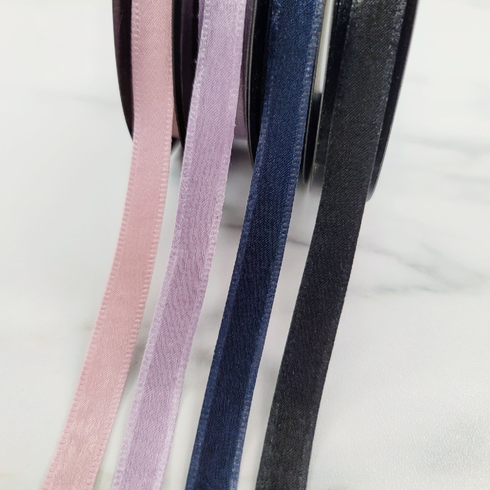 1 Inch or 2 Inch Velvet Ribbons – Lots of Knots Canada