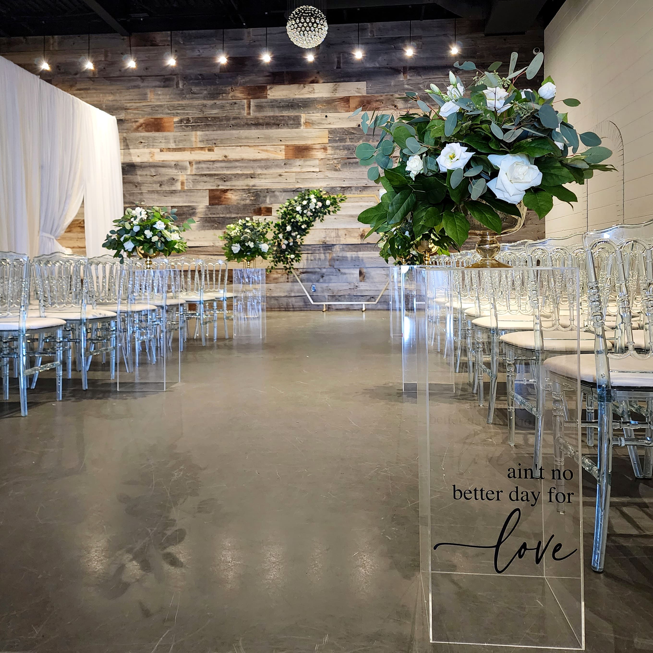 Acrylic Plinths 5/32" | instore-pickup only