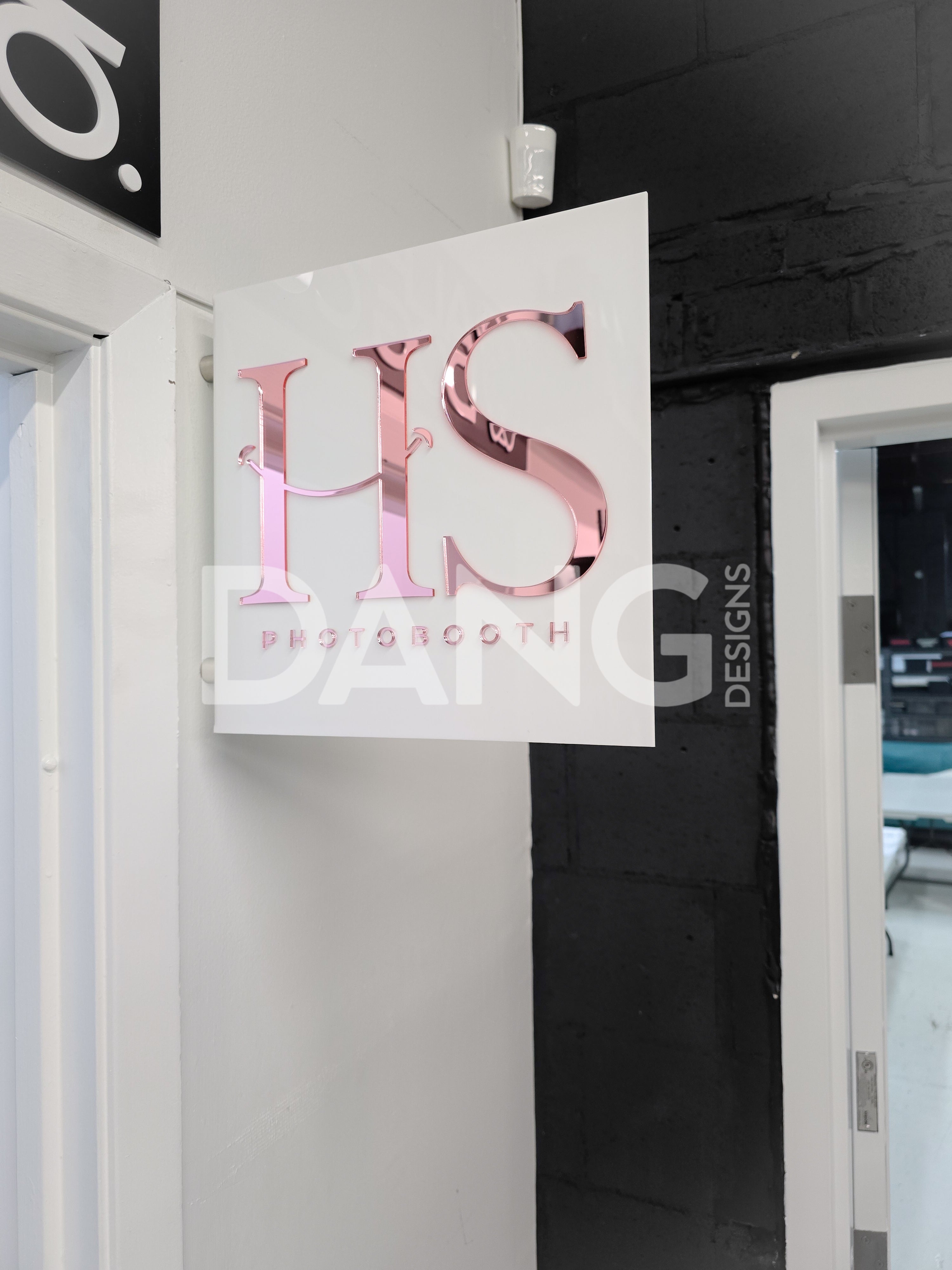 Custom Acrylic Business Laneway Sign