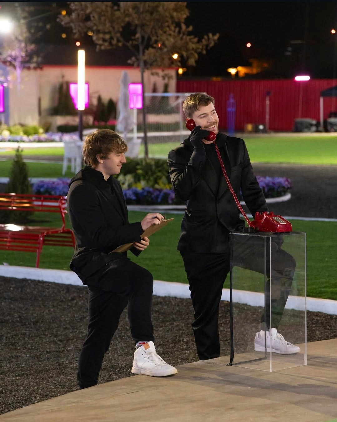 Acrylic Plinths 5/32" | instore-pickup only