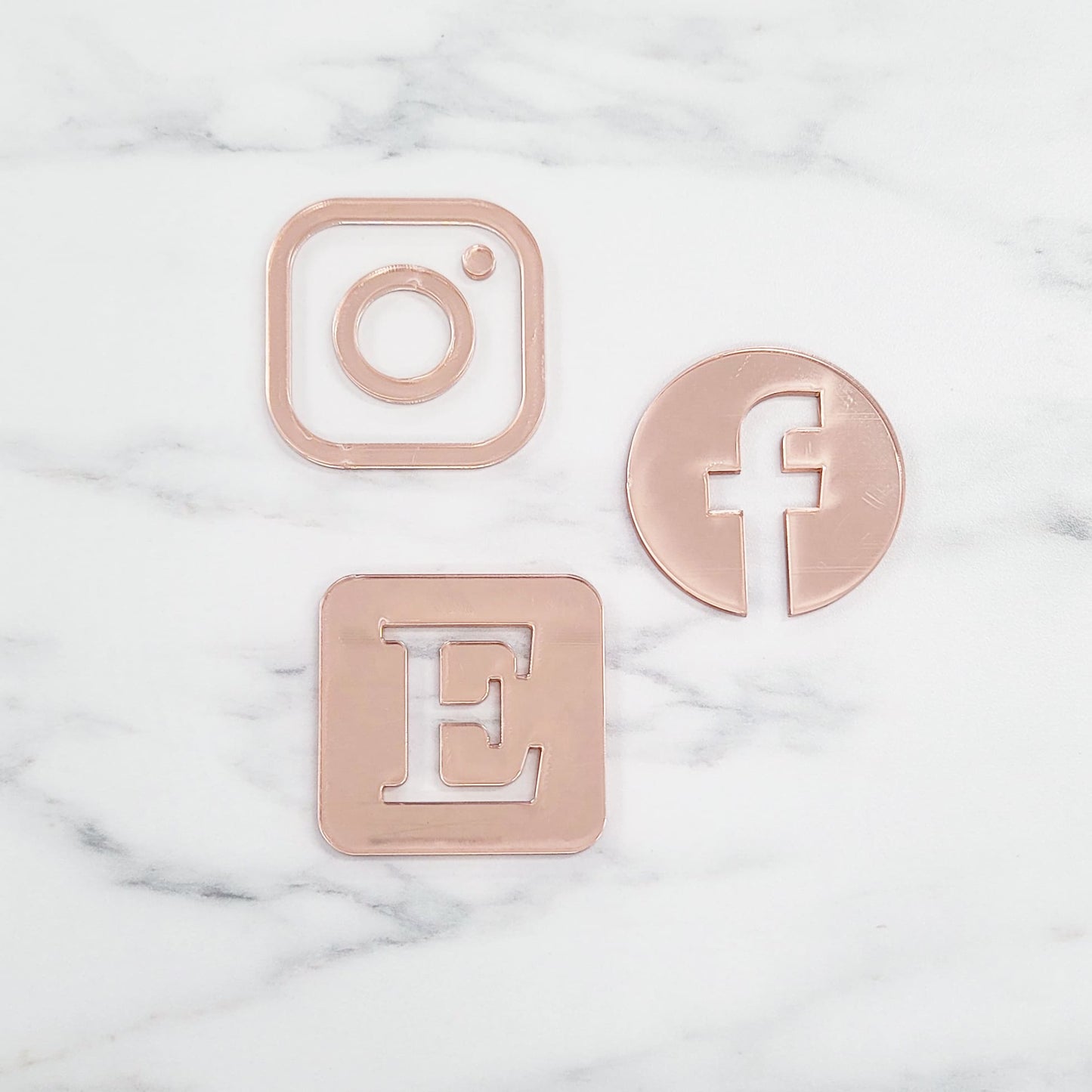 Social Media Badges | Trio