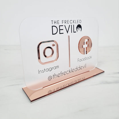 Landscape Social Media Plaque | 9 x 6"